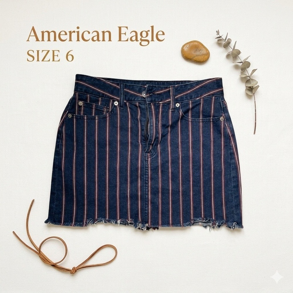 American Eagle Outfitters Preppy Vertical Stripe Denim Mini Skirt Women's 6